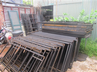 Sản xuất các loại bàn, ghế, giường,  cửa sổ, lan can